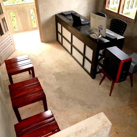 Bee Line Cinnamon Estate Villa Диквелла Экстерьер фото