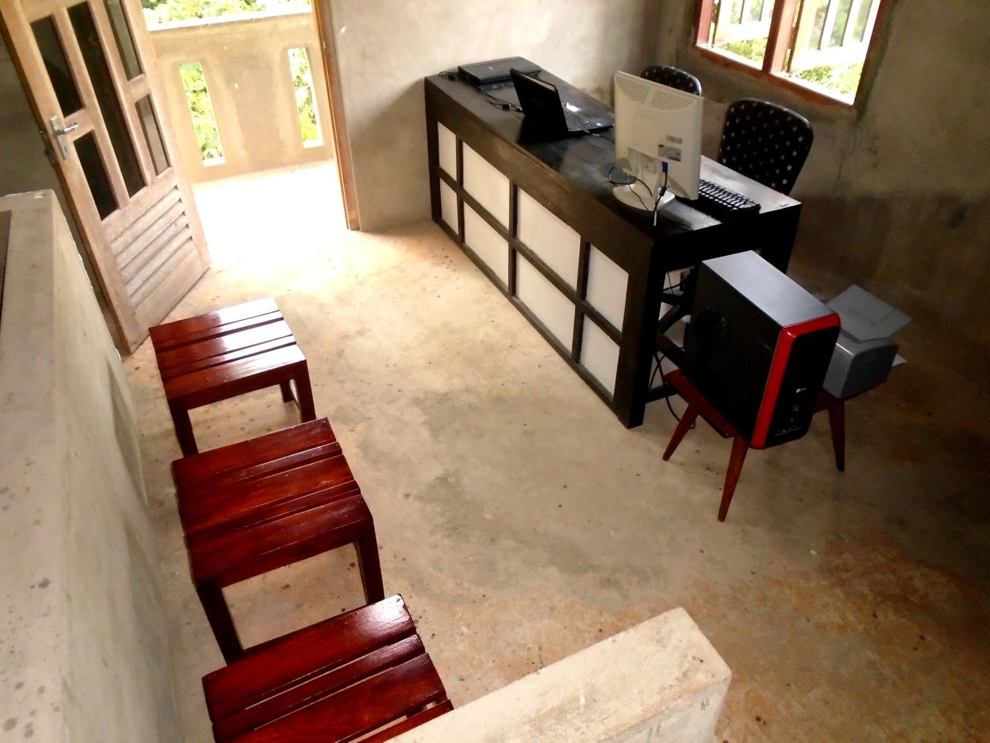 Bee Line Cinnamon Estate Villa Диквелла Экстерьер фото